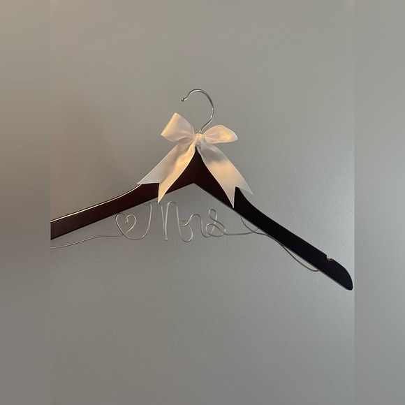 Size 12 ivory strapless wedding dress - Picture 4 of 9